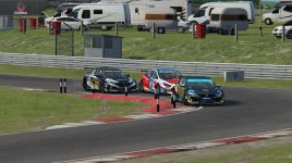Screenshot_civic_btcc_2023_snetterton_4-4-123-0-23-44.jpg